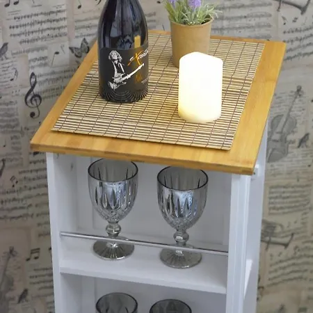 Music House-exclusive Studio In The Heart Of Apartment